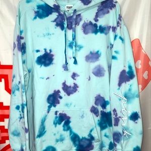 PINK Victoria's Secret Beautiful Tye Dye Pullover NWT 💙